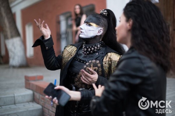 "Меня очень любят записывать во фрики, но я таковым не являюсь". Интервью с солистом дарквейв-группы Otto Dix Михаэлем Драу