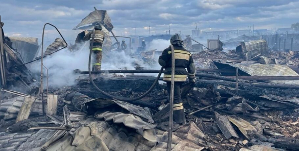 Омичам, лишившимся домов из-за пожаров, собирают гумпомощь