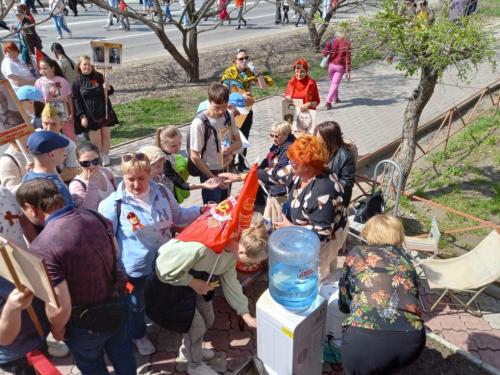 Началось шествие омского «Бессмертного полка»