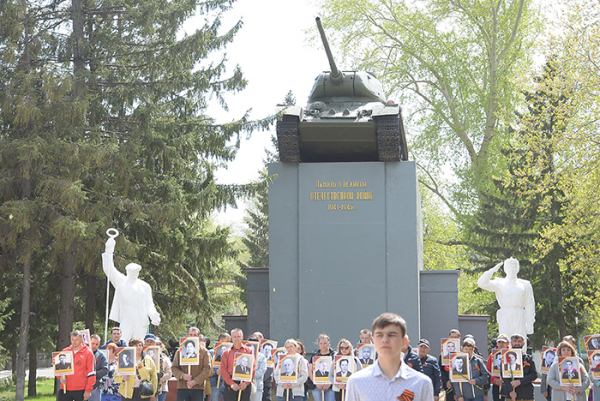 «Бессмертный цех»: на Омсктрансмаше отпраздновали День Победы
«Бессмертный цех»: на Омсктрансмаше отпраздновали День Победы