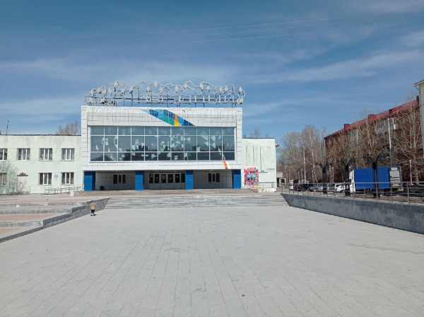 
									Торчащая арматура и провалившаяся плитка: как обновленные омские парки пережили зиму?   [ФОТО]  