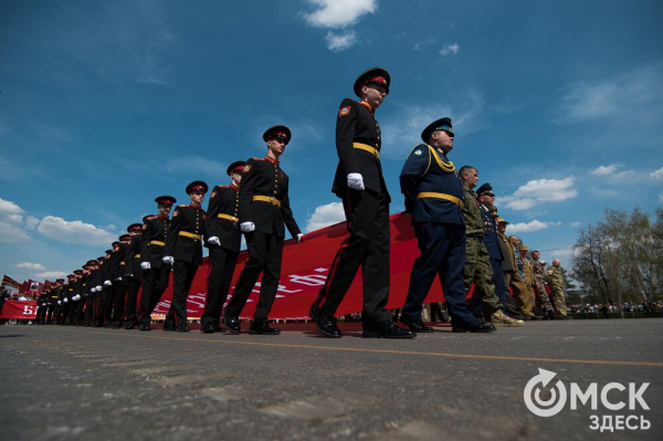 Более тысячи омичей прошли в "Бессмертном полку"