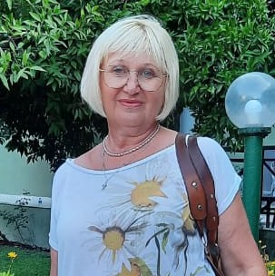 
									Новая не по карману: омичи массово ремонтируют одежду и обувь 