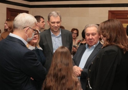 «1-я Пирожковая»: премьеры выставки концерты в омске культурный марафон