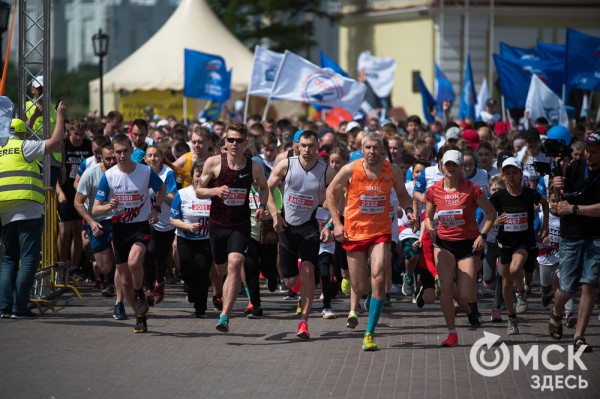 Эмоциональный "ЗаБЕГ" в Омске прошёл всероссийский полумарафон 