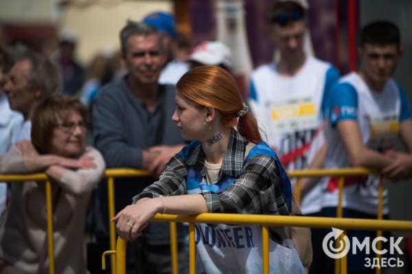 Эмоциональный "ЗаБЕГ" в Омске прошёл всероссийский полумарафон 