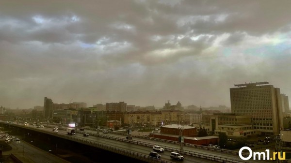 Ветер будет ещё сильнее: в Омске объявлено штормовое предупреждение – ВИДЕО Ветер будет ещё сильнее: в Омске объявлено штормовое предупреждение – ВИДЕО