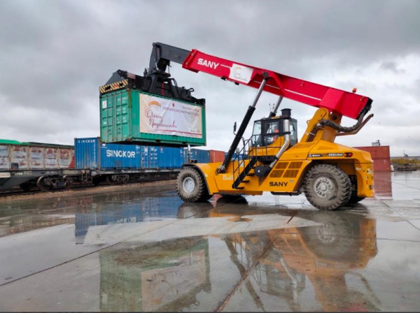 Как быстро и надежно доставить груз из Москвы в Омск?
Как быстро и надежно доставить груз из Москвы в Омск?