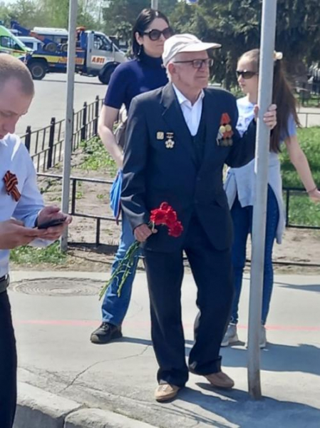 Началось шествие омского «Бессмертного полка»