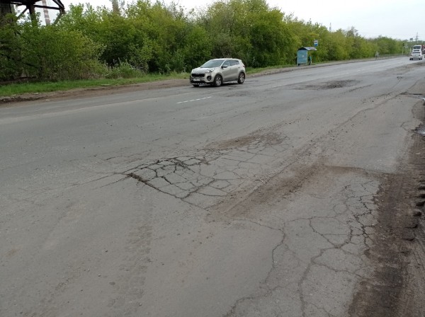 
									На въезде в Омск «разорвало» дорогу   [ФОТО]  