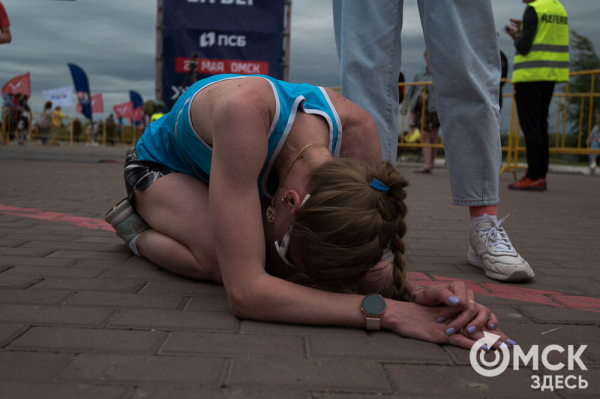 Эмоциональный "ЗаБЕГ" в Омске прошёл всероссийский полумарафон 
