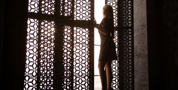 Я ощущаю нехватку слова. Филолог и поэтесса Элиза Григорян о науке и творчестве