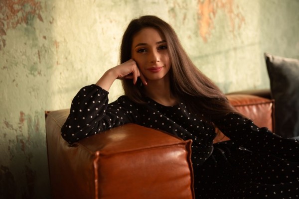 Я ощущаю нехватку слова. Филолог и поэтесса Элиза Григорян о науке и творчестве