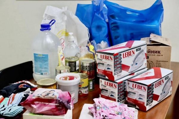 
									От школьников до политиков: омичи собрали 85 тонн «гуманитарки» для Донбасса 