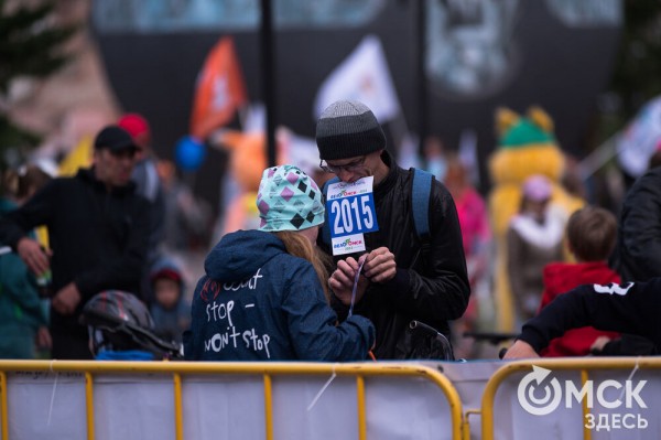 Тысячи омичей проехали по центру города на великах Тысячи омичей проехали по центру города на великах