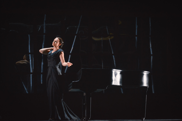 "История о человеке, который переоценил свои силы": актриса Екатерина Потапова о новом спектакле Омской драмы