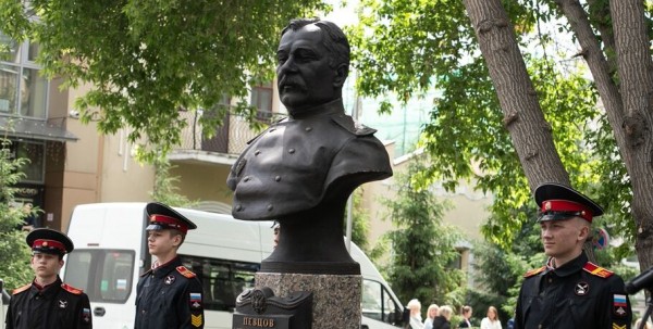 Путешественник и создатель первого омского музея. В Омске появился новый памятник Путешественник и создатель первого омского музея. В Омске появился новый памятник