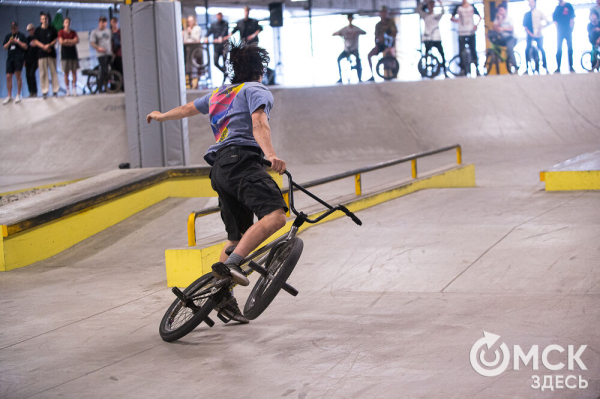 Вот это трюк! Смотрим, как в Омске прошёл BMX контест Вот это трюк! Смотрим, как в Омске прошёл BMX контест