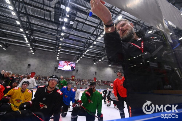 Птичка летит домой! Репетиция возвращения "Авангарда" в Омск