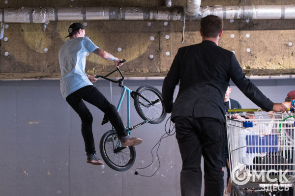 Вот это трюк! Смотрим, как в Омске прошёл BMX контест Вот это трюк! Смотрим, как в Омске прошёл BMX контест