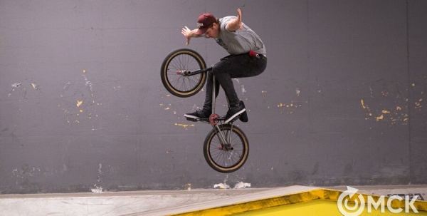 Вот это трюк! Смотрим, как в Омске прошёл BMX контест Вот это трюк! Смотрим, как в Омске прошёл BMX контест