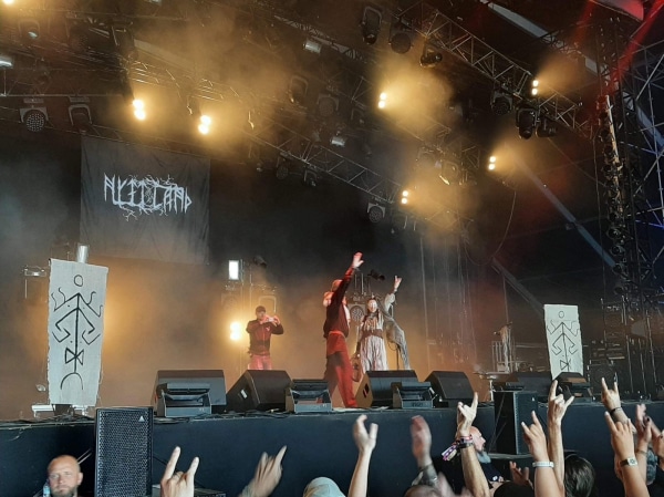 Scorpions, Metallica и Nytt Land. Группа из Калачинска выступила на крупнейшем мировом рок-фестивале во Франции