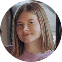 Йога+танец+музыка. Омичи станцевали йогу на свежем воздухе