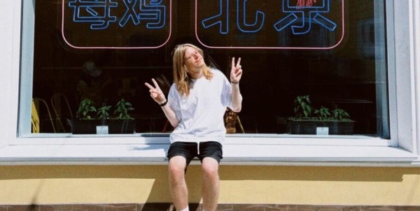 "Классно, что есть возможность делать событийность". Макс Ракета о предстоящем концерте "Стереоклуба" в омском Эрмитаже