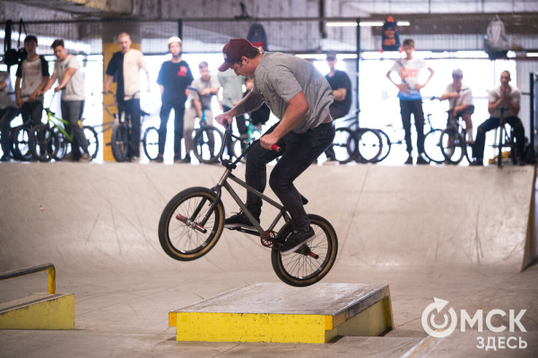 Вот это трюк! Смотрим, как в Омске прошёл BMX контест Вот это трюк! Смотрим, как в Омске прошёл BMX контест