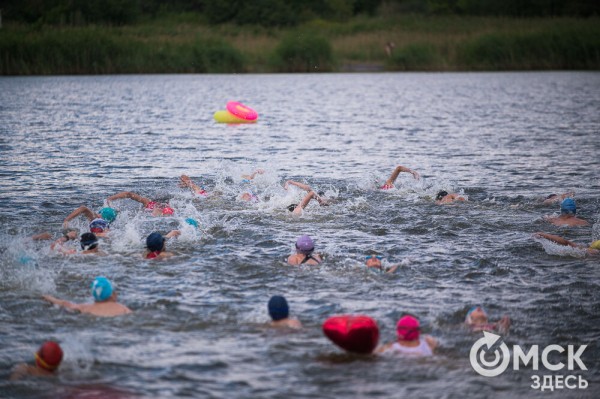 Красивые, сильные, быстрые. Как в Омске прошёл триатлон