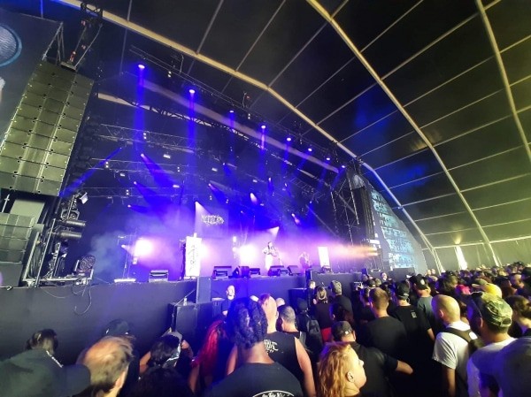 Scorpions, Metallica и Nytt Land. Группа из Калачинска выступила на крупнейшем мировом рок-фестивале во Франции