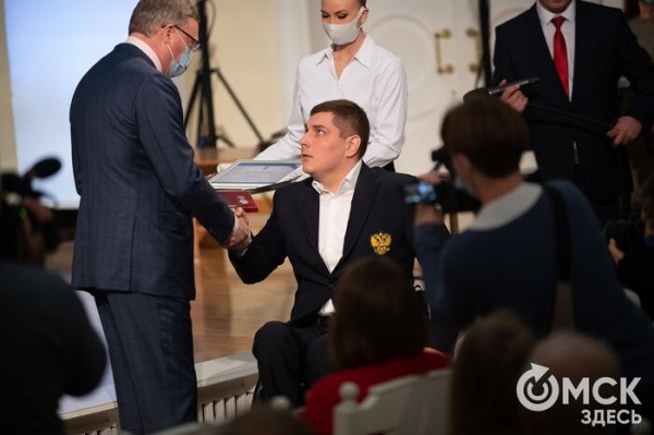 "Без борьбы жить не можем!". Омские паралимпийцы готовятся к играм в Сочи