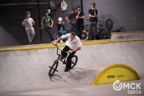 Вот это трюк! Смотрим, как в Омске прошёл BMX контест Вот это трюк! Смотрим, как в Омске прошёл BMX контест
