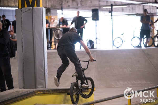 Вот это трюк! Смотрим, как в Омске прошёл BMX контест Вот это трюк! Смотрим, как в Омске прошёл BMX контест