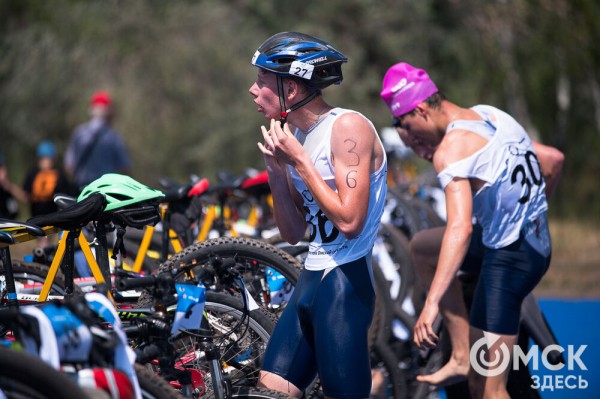 Красивые, сильные, быстрые. Как в Омске прошёл триатлон
