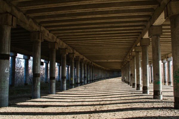 "Центр города надоел настолько, что даже противно гулять". Интервью с автором паблика "Омские подворотни" Вероникой Федорашко