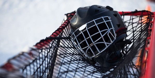 В Нефтяниках к декабрю достроят крытый каток