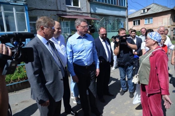 
									Бурков призвал омичей чаще обращаться к своим депутатам 