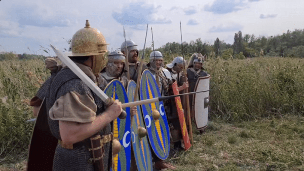 "Нас точно благословил Марс". Интервью с первым "римским легионером" в Омске