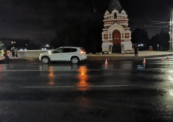 У часовни в центре Омска внедорожник переехал пенсионера — ФОТО