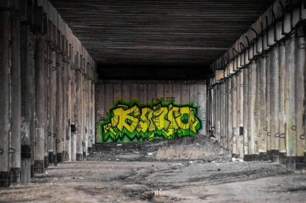 "Центр города надоел настолько, что даже противно гулять". Интервью с автором паблика "Омские подворотни" Вероникой Федорашко