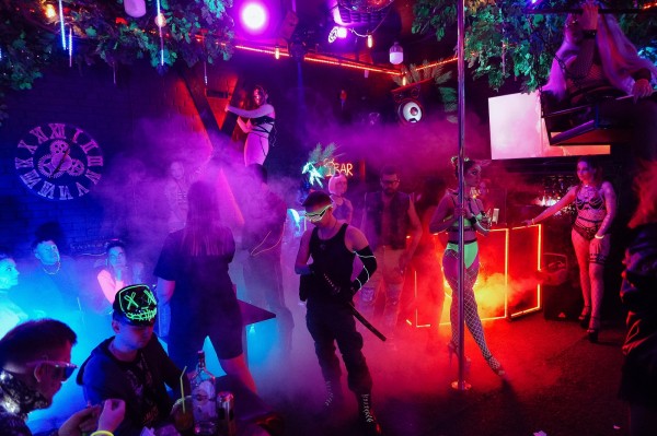 Омский киберпанк - как будет выглядеть наш город в будущем