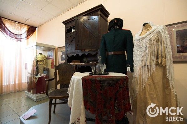 Калым, окручивания косы и танцы на разбитой посуде. Как праздновали свадьбы раньше