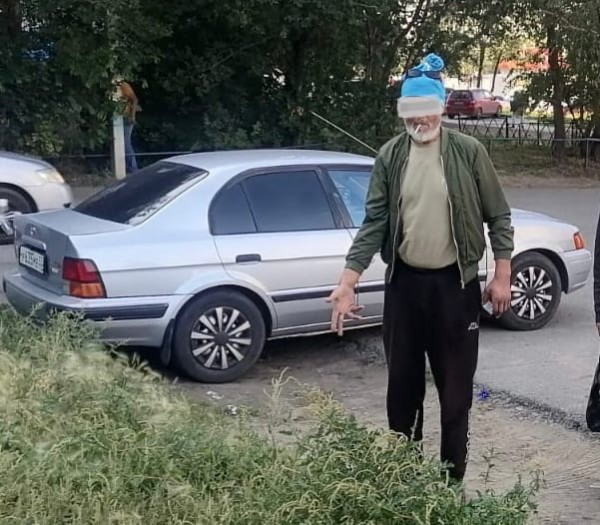 
									В Омске нашли полуголого мужчину, который купил по чужой карте водку и сигареты   [ФОТО+ВИДЕО]  