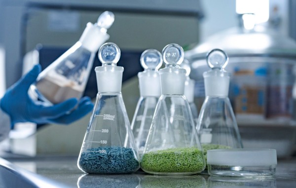 
									Омские студенты получат уникальный опыт, пройдя практику на катализаторном заводе 