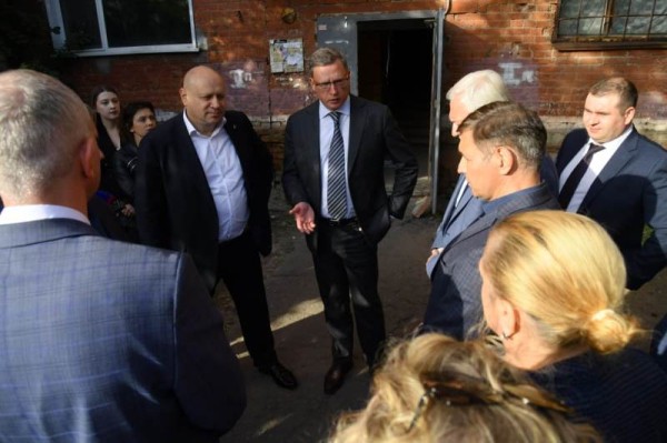 
									В Омске насчитали 275 проблемных домов 