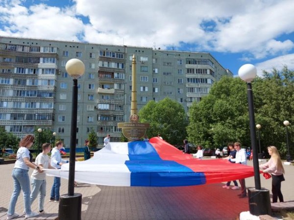 
									Омским школьникам рекомендовали петь гимн раз в неделю 