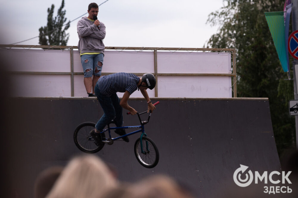 От йоги до драки: смотрим, как в Омске прошёл третий "Штормfest"