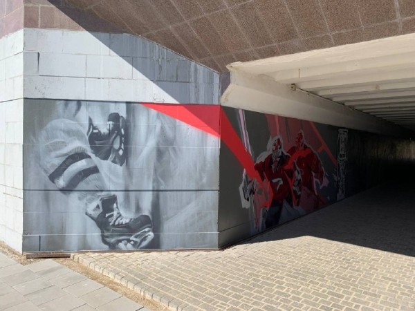 
									В переходе у «G-Drive Арены» создают хоккейное граффити   [ФОТО]  