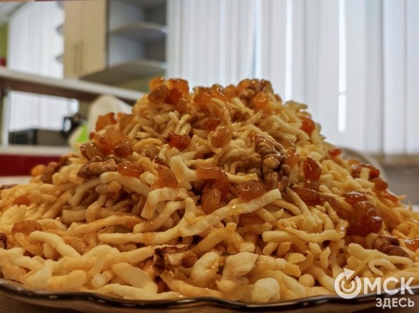 Секрет крепкого брака - чак-чак, традиционное татарское блюдо